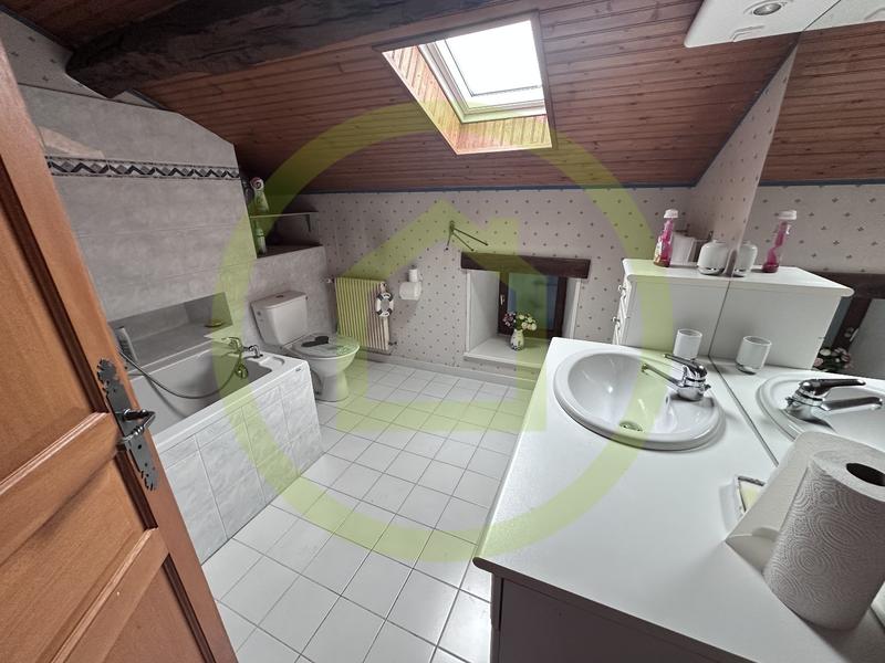 Maison - 113 m² - 5 pièces