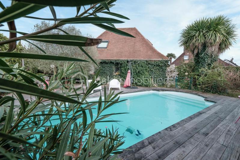 Maison traditionnelle - 86 m² - 5 pièces