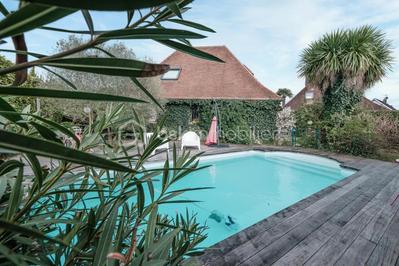 Maison traditionnelle - 86 m² - 5 pièces