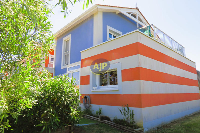 Maison - 92 m² - 4 pièces