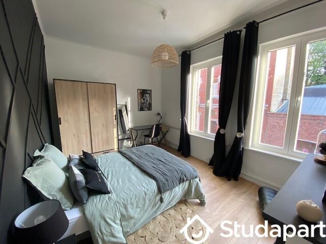 Chambre - 12 m² - 1 pièce