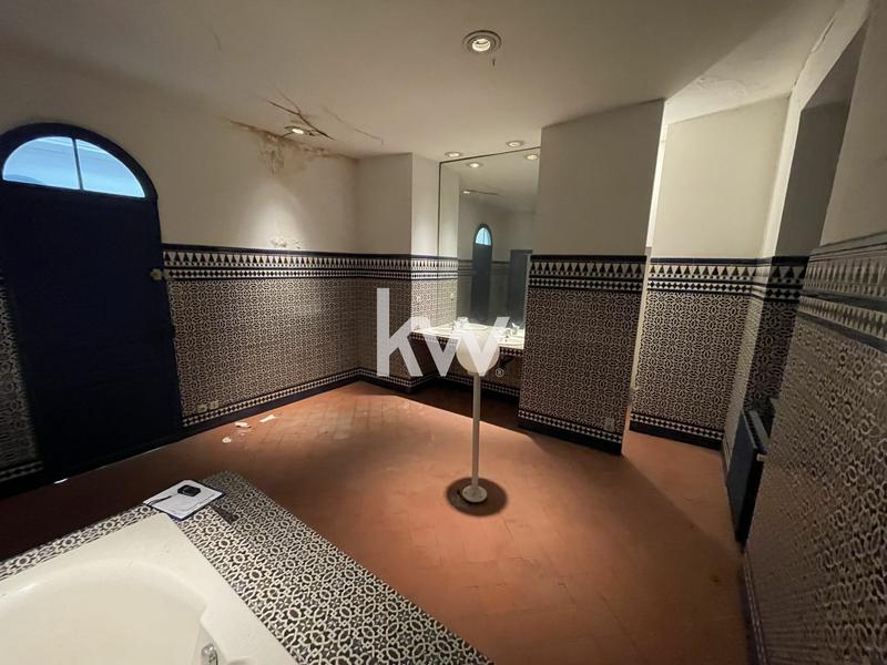 Immeuble - 329 m² - 9 pièces