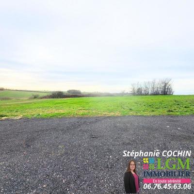 Terrain constructible - 684 m²