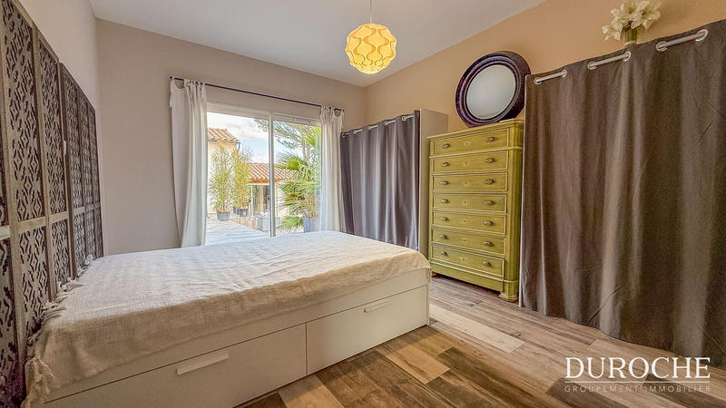 Villa - 210 m² - 5 pièces