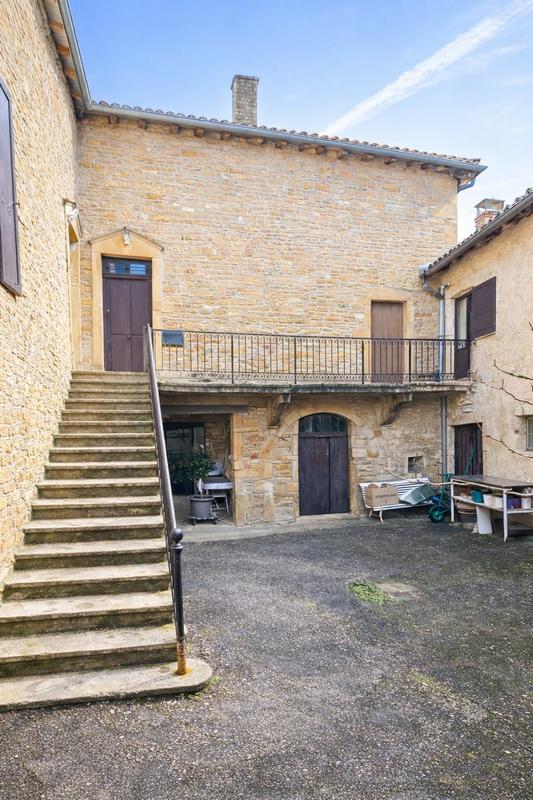 Maison ancienne - 200 m² - 12 pièces