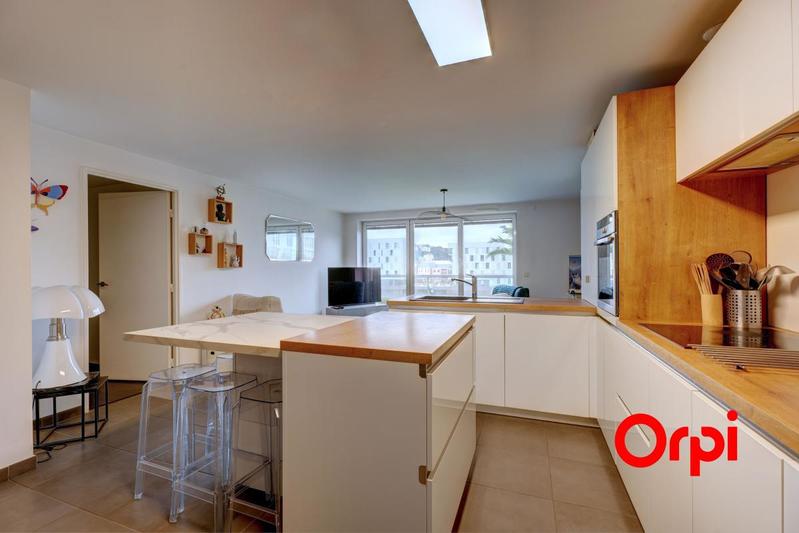 Appartement - 95 m² - 4 pièces