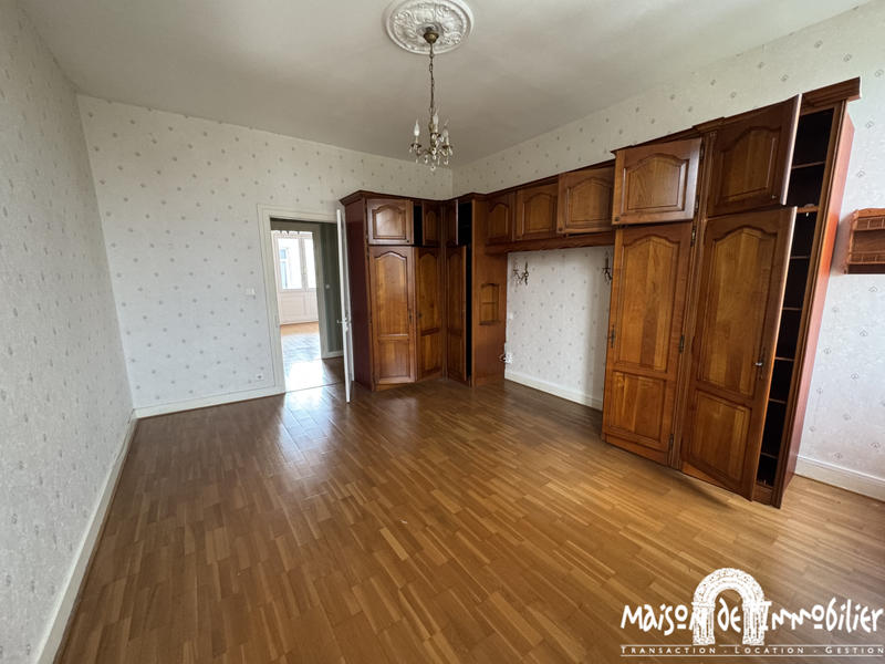 Maison - 169 m² - 6 pièces