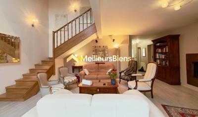 Maison - 144 m² - 7 pièces