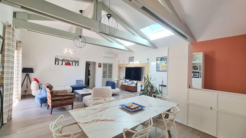 Maison - 175 m² - 7 pièces