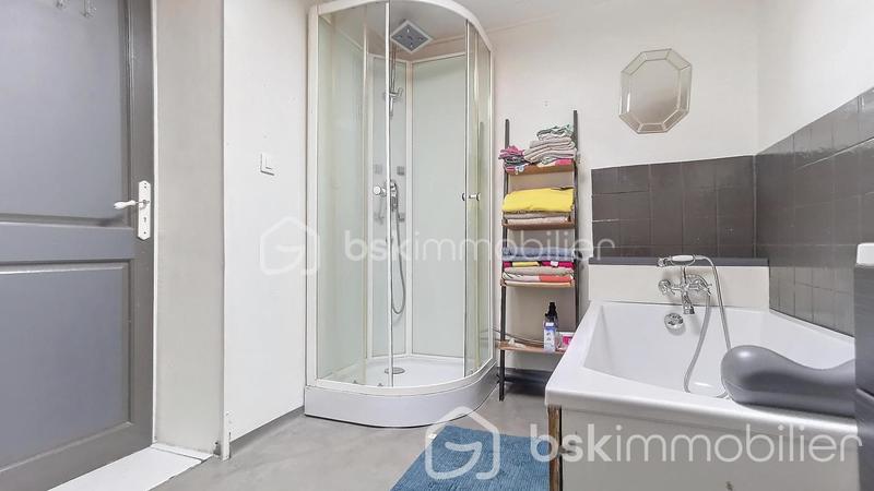 Maison de village - 100 m² - 5 pièces