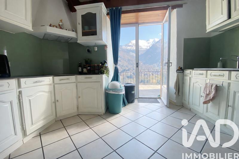 Maison - 159 m² - 5 pièces
