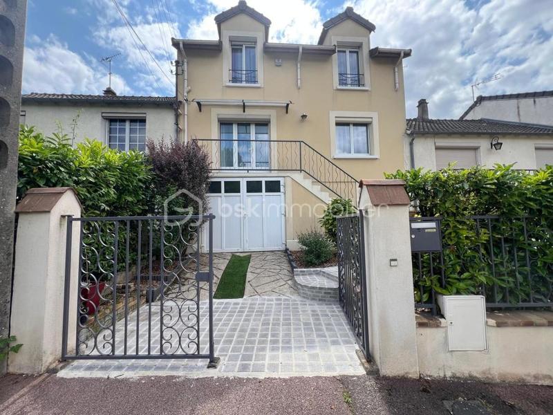 Château - 124 m² - 6 pièces