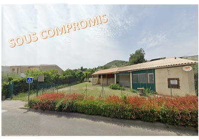 Maison - 90 m² - 1 pièce