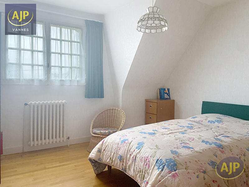 Maison - 144 m² - 8 pièces