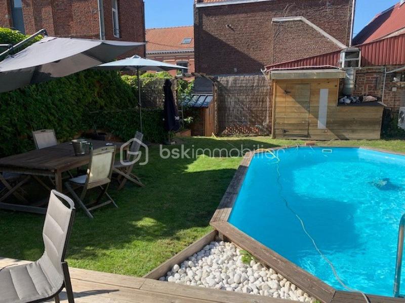 Immeuble - 220 m² - 7 pièces