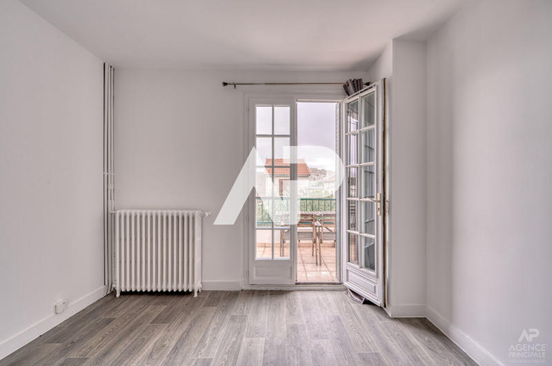 Maison - 179 m² - 8 pièces