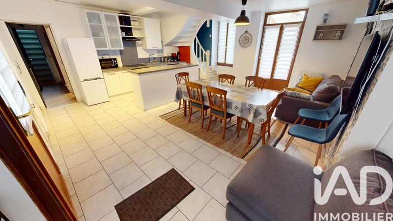 Maison de ville - 80 m² - 4 pièces