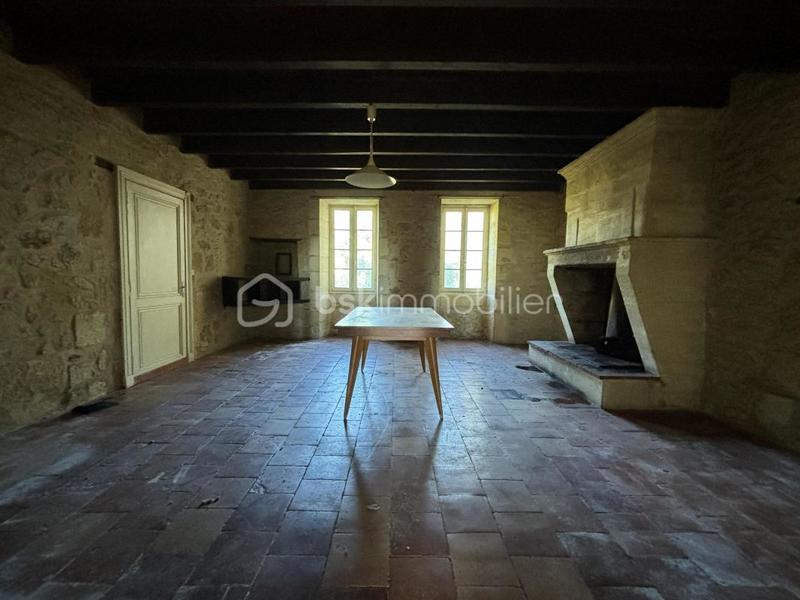 Maison ancienne - 194 m² - 7 pièces