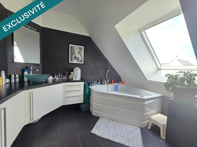 Maison - 104 m² - 7 pièces