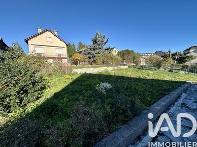 Maison - 223 m² - 11 pièces