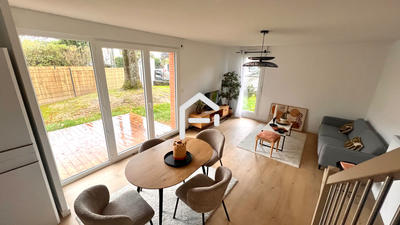 Appartement - 93 m² - 5 pièces