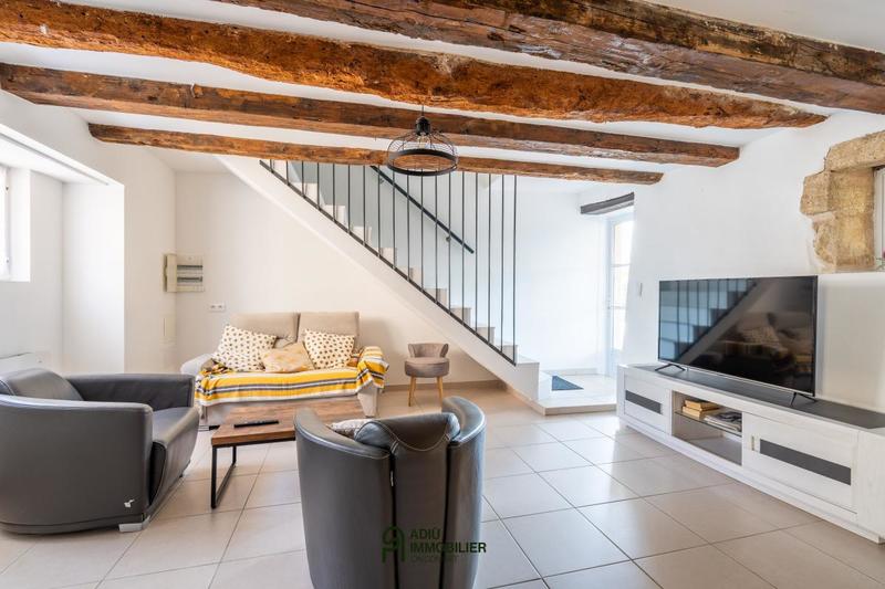 Mas - 350 m² - 9 pièces