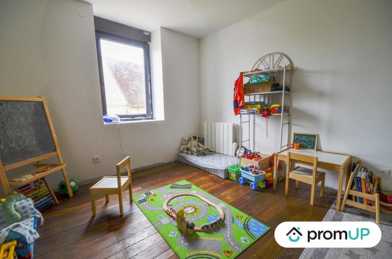 Maison - 97 m² - 4 pièces