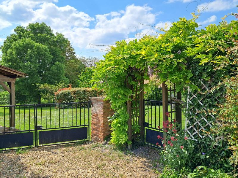 Maison ancienne - 265 m² - 7 pièces