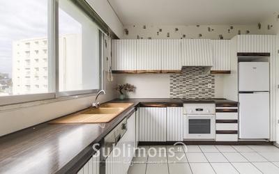 Appartement - 111 m² - 5 pièces