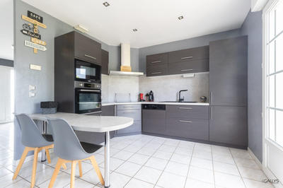 Maison - 122 m² - 5 pièces