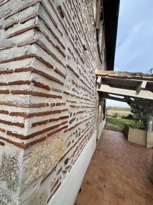 Maison en pierre - 77 m² - 5 pièces