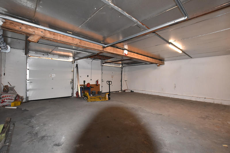 Local d'activité / Entrepôt - 280 m²