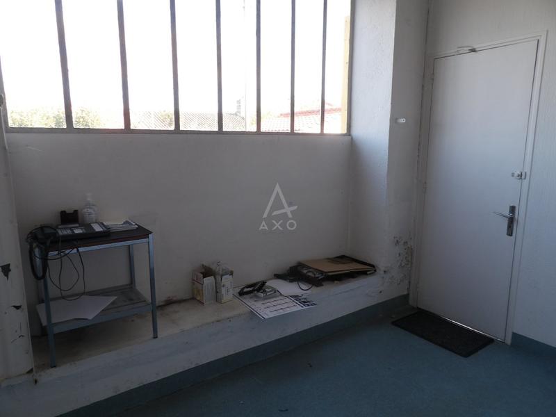 Local d'activités - 392 m² - 8 pièces