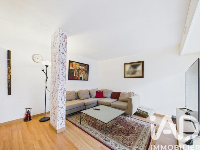 Appartement - 100 m² - 5 pièces