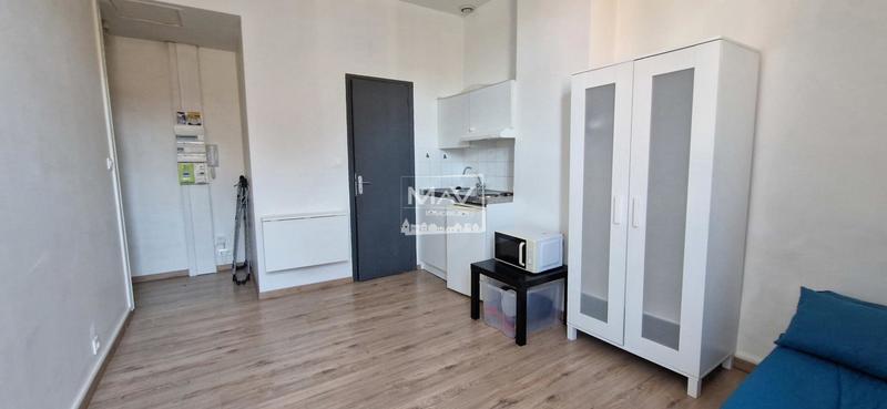Studio - 14 m² - 1 pièce