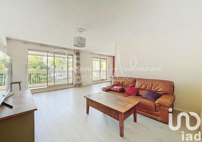 Appartement - 99 m² - 5 pièces