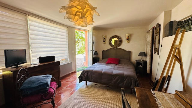 Propriété - 220 m² - 9 pièces