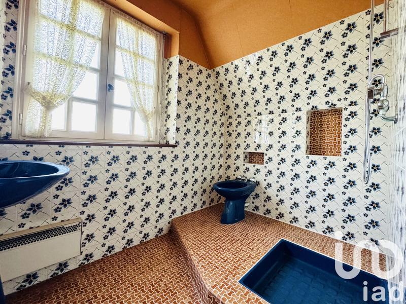 Maison - 480 m² - 12 pièces