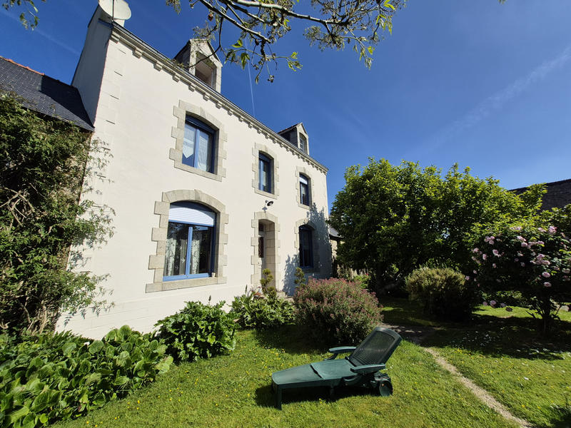 Propriété - 279 m² - 10 pièces