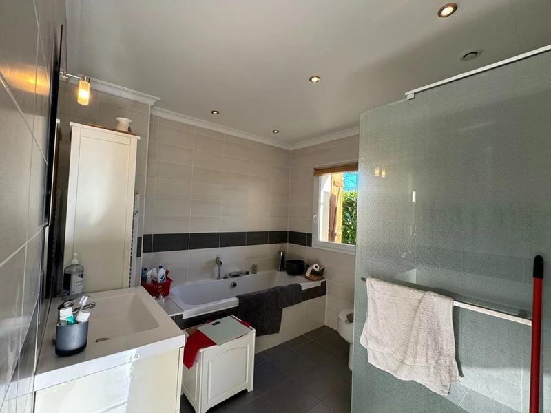 Maison - 158 m² - 5 pièces