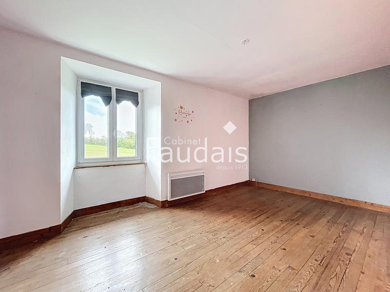 Maison - 110 m² - 6 pièces