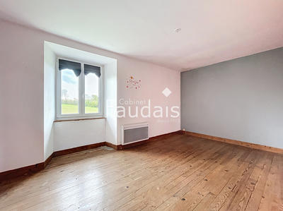 Maison - 110 m² - 6 pièces