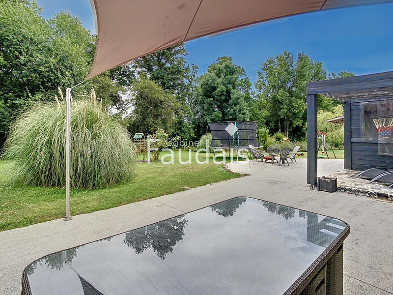 Maison - 171 m² - 6 pièces