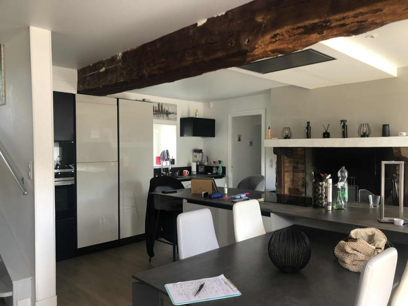 Maison - 204 m² - 7 pièces