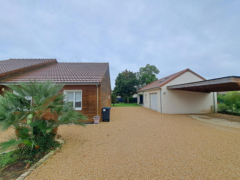 Maison - 105 m² - 5 pièces