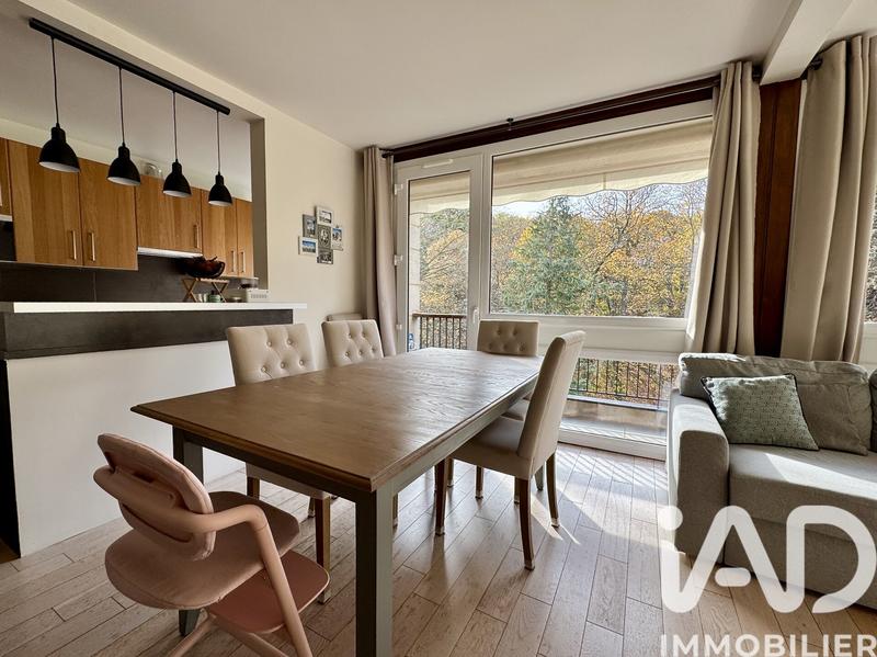 Appartement - 87 m² - 4 pièces