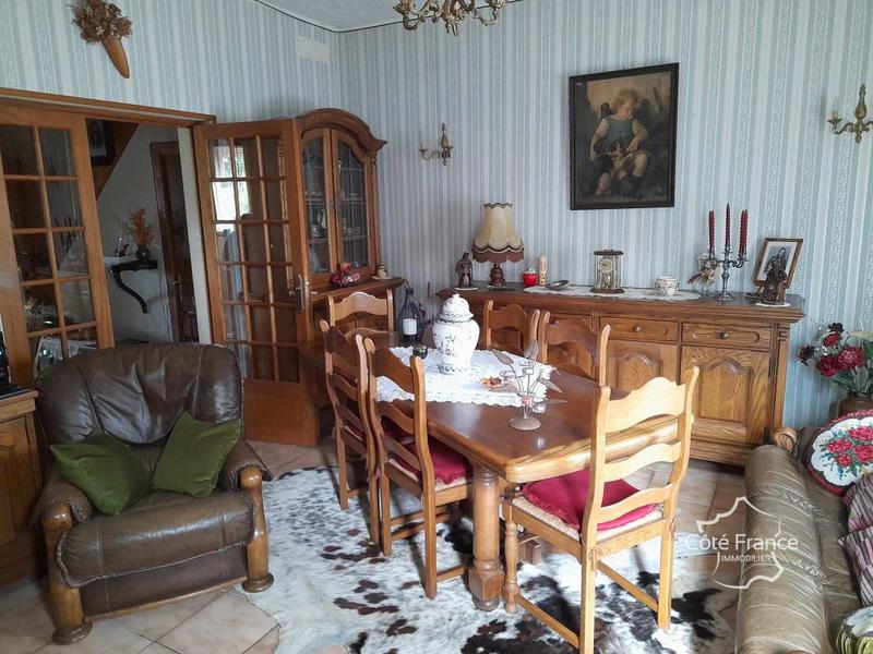 Maison - 263 m² - 13 pièces