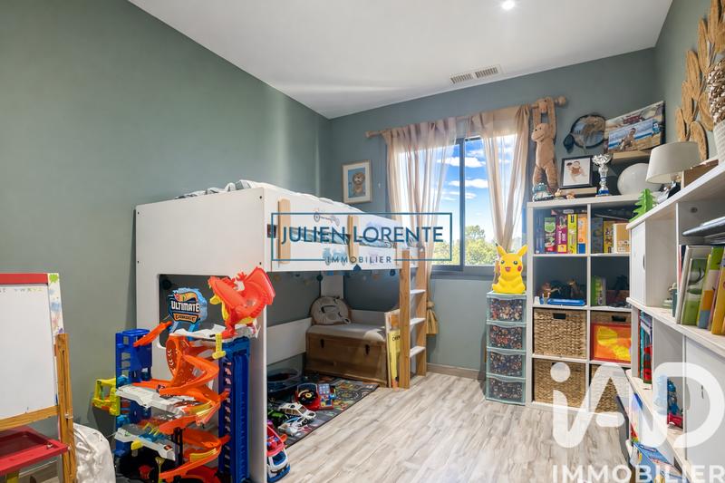 Maison - 93 m² - 4 pièces