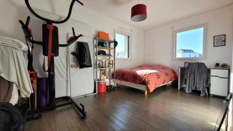 Maison - 121 m² - 5 pièces