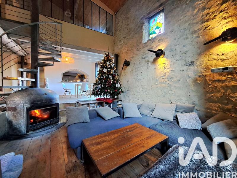 Maison - 500 m² - 12 pièces